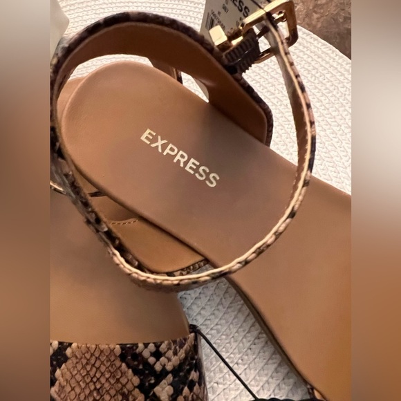Express Snakeskin “New” sandals size 5 🖤🤎 - Picture 8 of 13